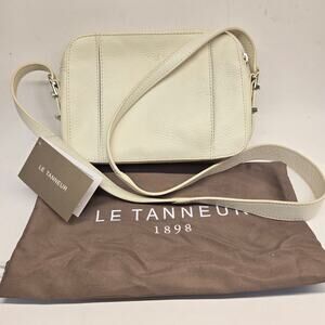 Le Tanneur France NWT Small Reporter Crossbody Bag Cream Pebble Leather